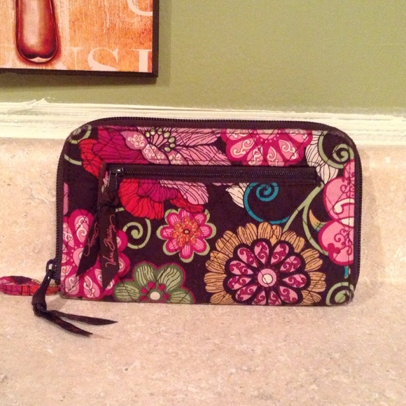 Vera Bradley wristlet 💖