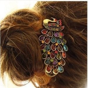 Vintage style peacock hair clip