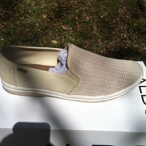 Aldo barely worn shoes!
