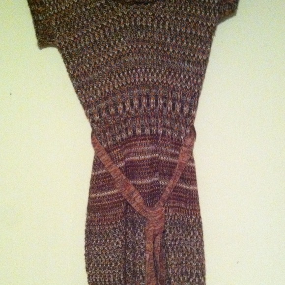 Dress - Picture 2 of 3