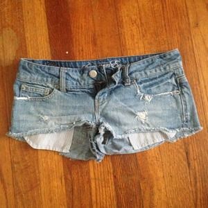 BUNDLED❗browneyedgirl55 AE Cutoffs