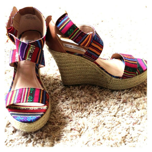 Steve Madden Shoes - Steve Madden Sandal Wedges