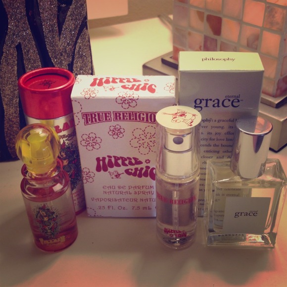🚫SOLD🚫Travel-sized perfume bundle