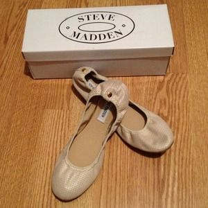 Steve Madden Ballet Flats