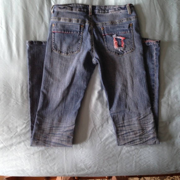 Jeans - Picture 2 of 4