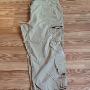 BUNDLED Capri pants size 14