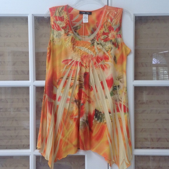 Multi Colored Orange/Yellow top w/cranberry shell