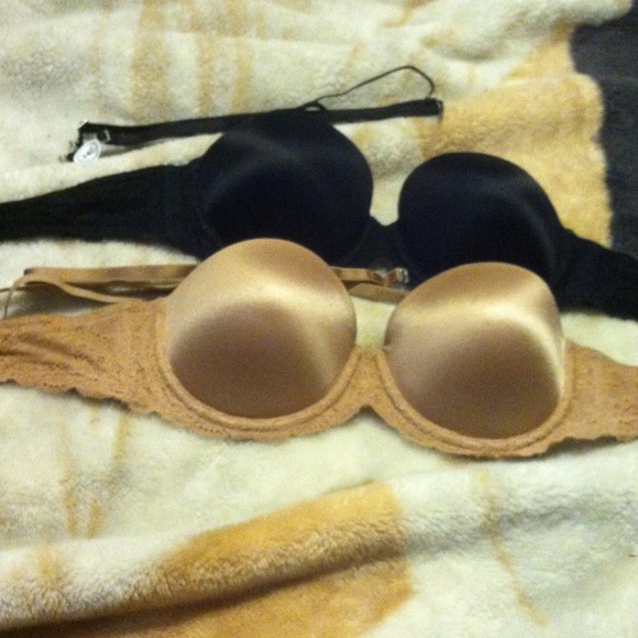 ON HOLD 7-10-13 Victoria's Secret Bra Bundle