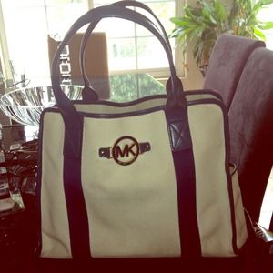 Authentic Michael Kors purse.