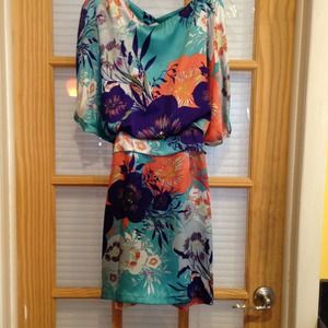 Silky floral print dress. 6.