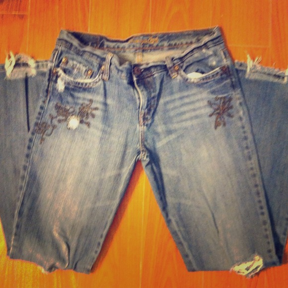 American Eagle Outfitters Denim - **SOLD IN BUNDLE** American Eagle Distressed Jeans