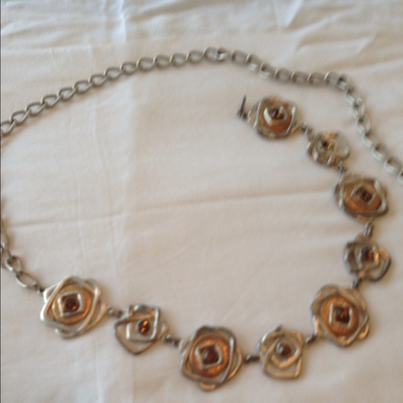 🎀REDUCED🎀. Chain  silver and gold belt