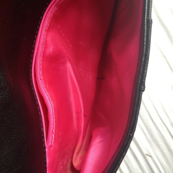 Black leather clutch - Picture 2 of 2