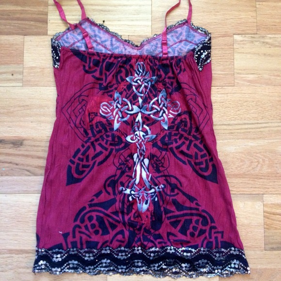 Great to wear alone or to spice up a cardigan😍 - Picture 2 of 2