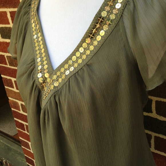 ✨Sheer DKNY Jeans sequined top - Picture 4 of 4