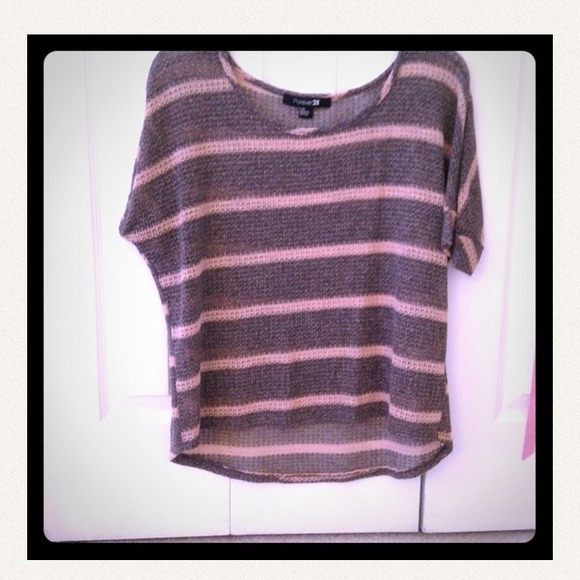 ❌SOLD - Gray and pink stripped knit sweater/shirt
