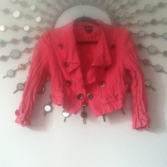 XOXO Coral 3/4 Length Sleeved Half Jacket - Picture 1 of 2