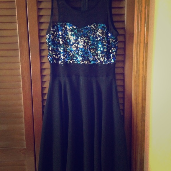 Charlotte Russe Sequins Dress 👗💋