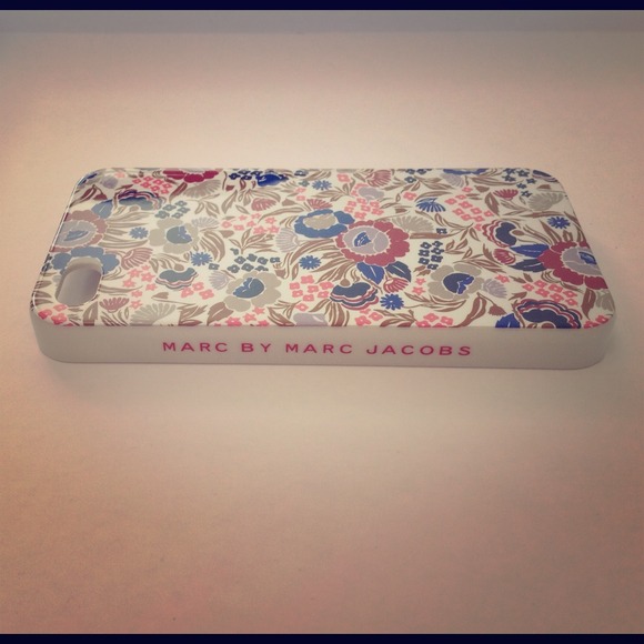 Marc by Marc Jacobs iPhone case