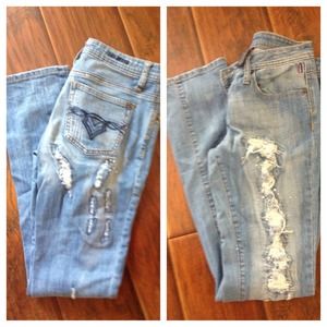 Skinny Jeans with rinestones.