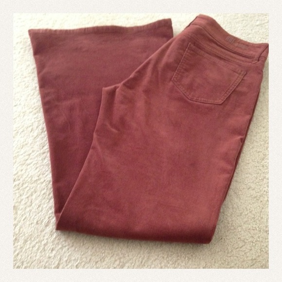 🚫SOLD🚫KUT from the Kloth flared corduroy pants