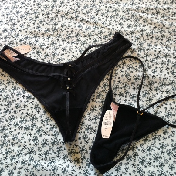 Never worn black thongs.