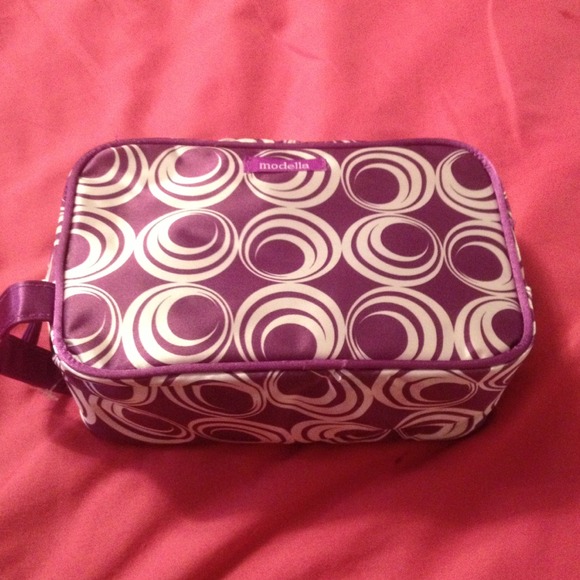 Makeup bag