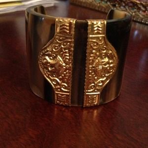 Horn and gold bracelet