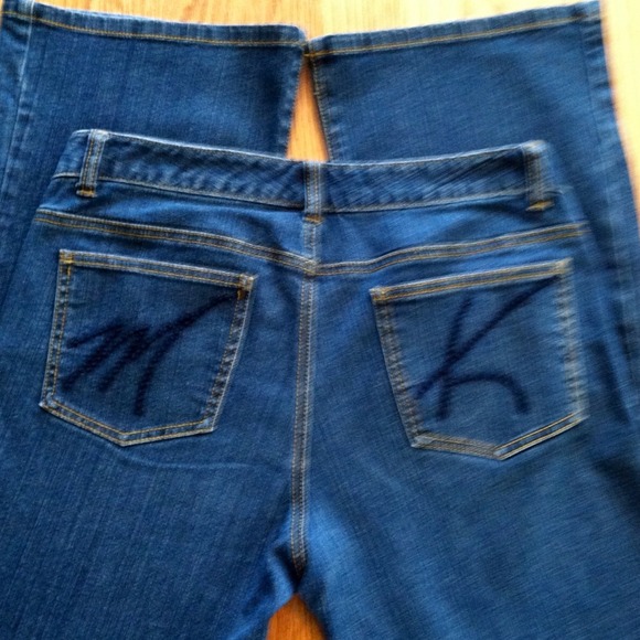 Bundled Michael Kors jeans - Picture 2 of 4