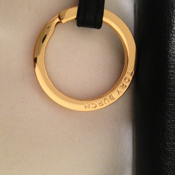 ⭐SOLD⭐Authentic Tory Burch Coin Purse wallet - Picture 3 of 4