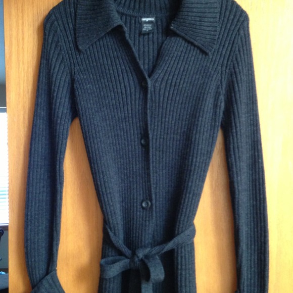 Charcoal Button Up Wrap - Picture 2 of 2