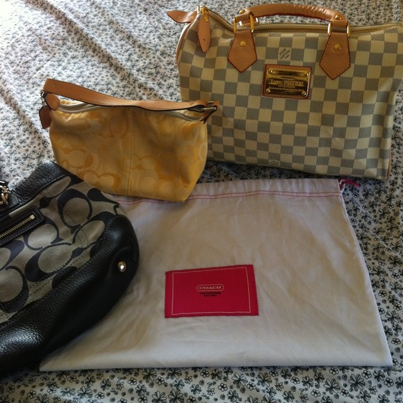 👛Authentic coach dust bag 👛