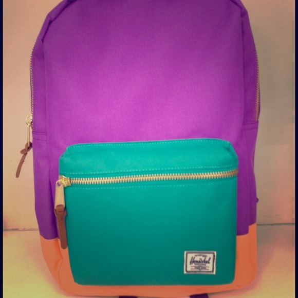 NWT Herschel Settlement Backpack