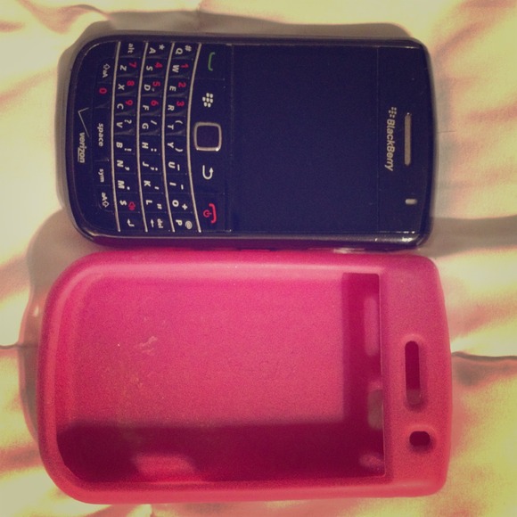 Blackberry bold for Verizon with silicone case.