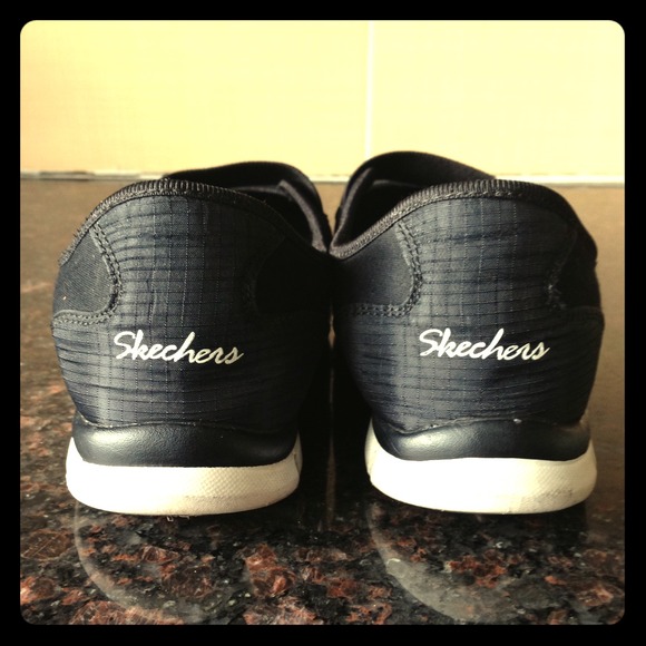Skechers sneakers