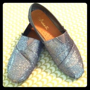 New Glitter Shoes like TOMS