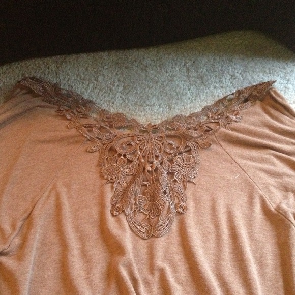 Brown flow top - Picture 2 of 2