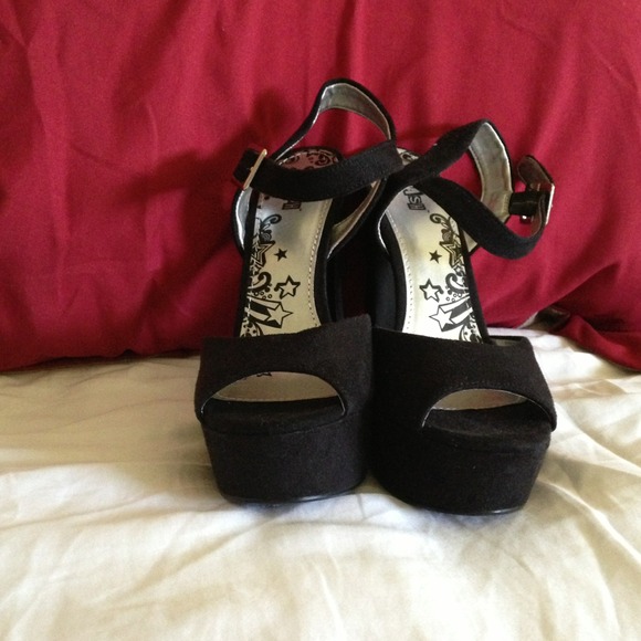 Sold New 4.5 inch black suede heels. Never worn. - Picture 2 of 2