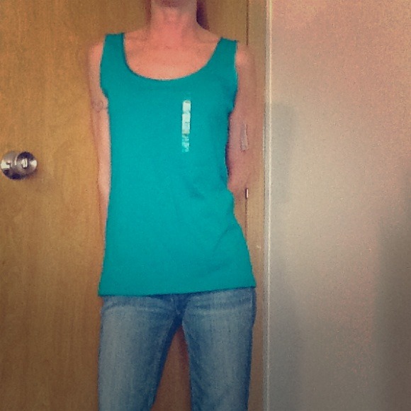 Satin lined tank - Picture 1 of 2