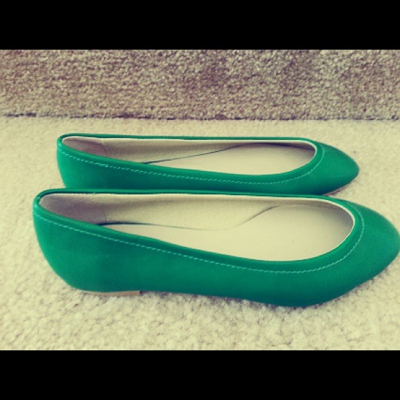 $$$$Sold$$$$$$$$$$$$$$$$$$$$$$$$Green flat shoes,