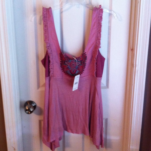 Bundle!!! Free people top & coral button down top