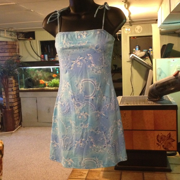 Blue paisley print summer dress with shoulder ties