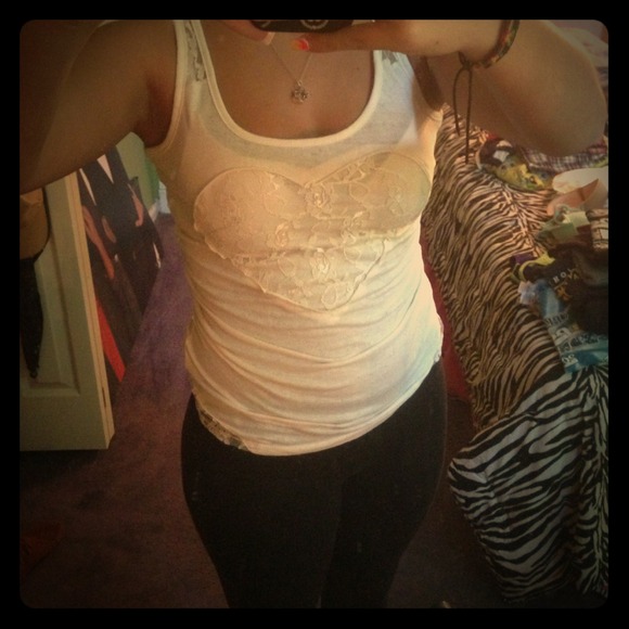 Soft pink lace heart tank!