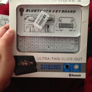 iPhone 5 Wireless Bluetooth Keyboard.