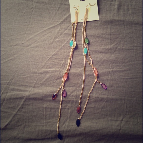 Gold long dangling earring🔴sold🔴