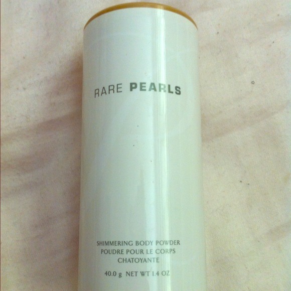 Shimmering Body Powder