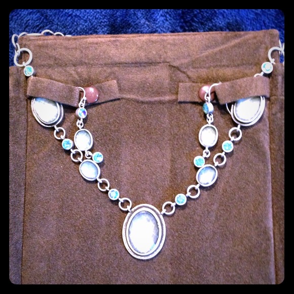 New 3 pc blue/green Lia Sophia neck/ear/brace