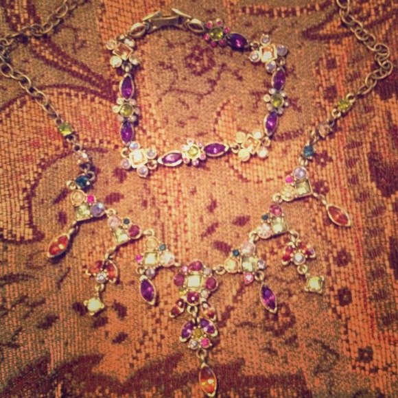 Necklace and matching bracelet set