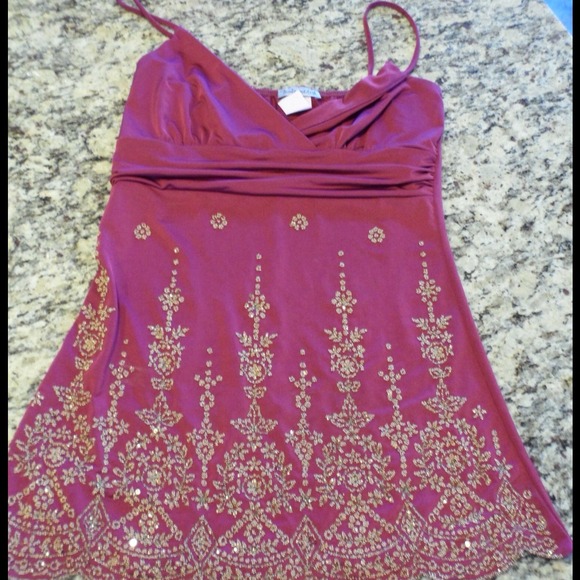 Magenta and gold spaghetti tank