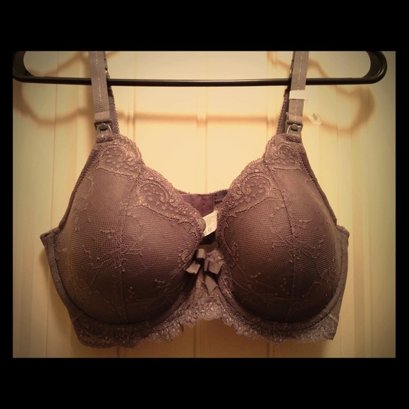 Motherhood Nursing Bra - NEW NEVER BEEN WORN